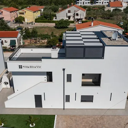 Riva Apartment Vir